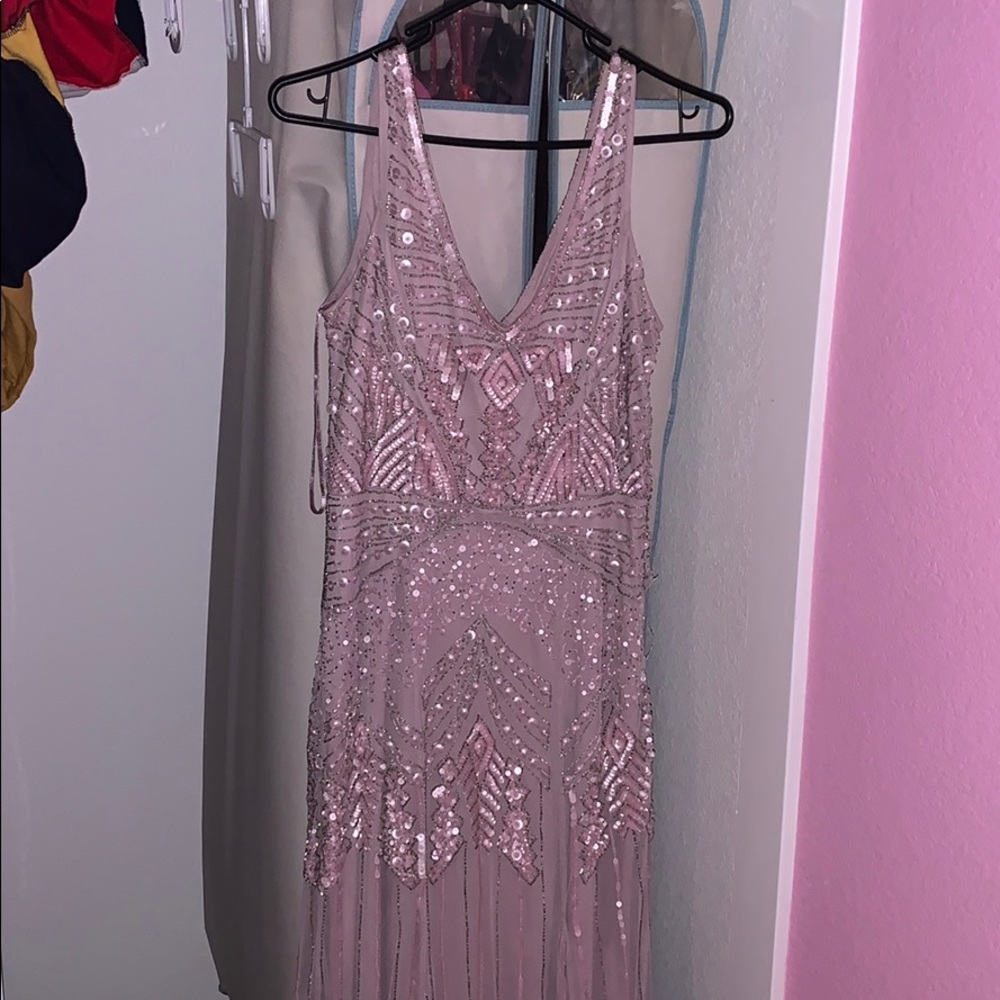 Adrianna Pappel woman’s sequin full length dress